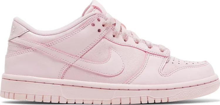 Dunk Low SE Pink Prism