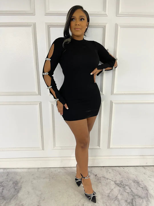 Bow Pin Cut Knit Dress