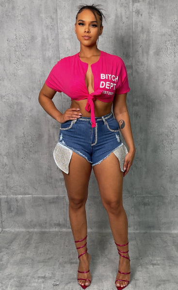 B. Dept Tie Up Crop Top